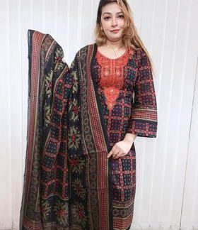 ( JN ) EMB Butique ( black )