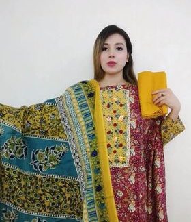 Yellow Bee ( maroon )