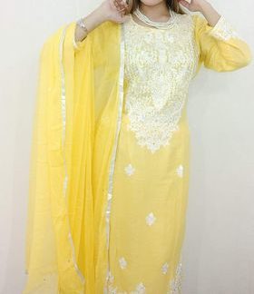 White Kathdana Boutique ( Yellow )